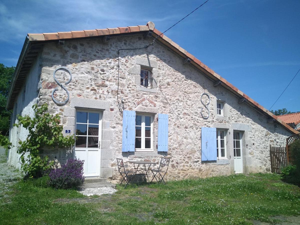 Gite De La Barliere Secondigny Экстерьер фото